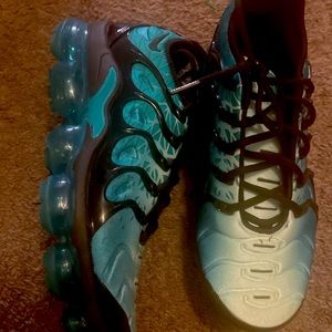 Air vapormax plus